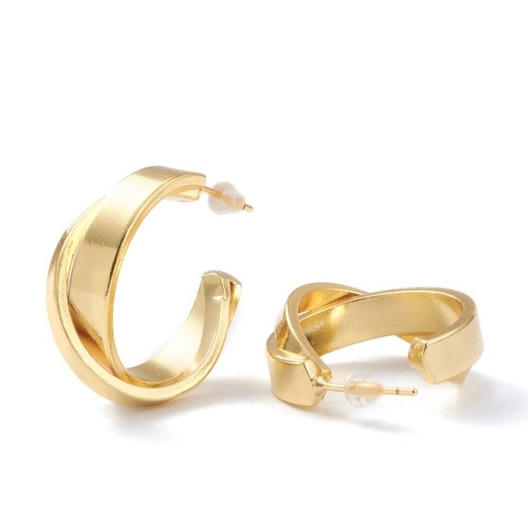 18K Gold Plated Brass Half Hoop Earrings & More Bundle - Picture 8 of 9